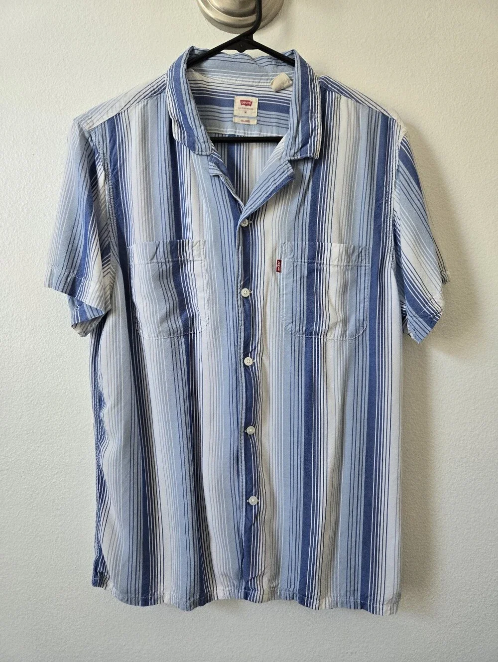 Levi's Short-Sleeve Blue & White Vertical Stripe Button-Up Shirt